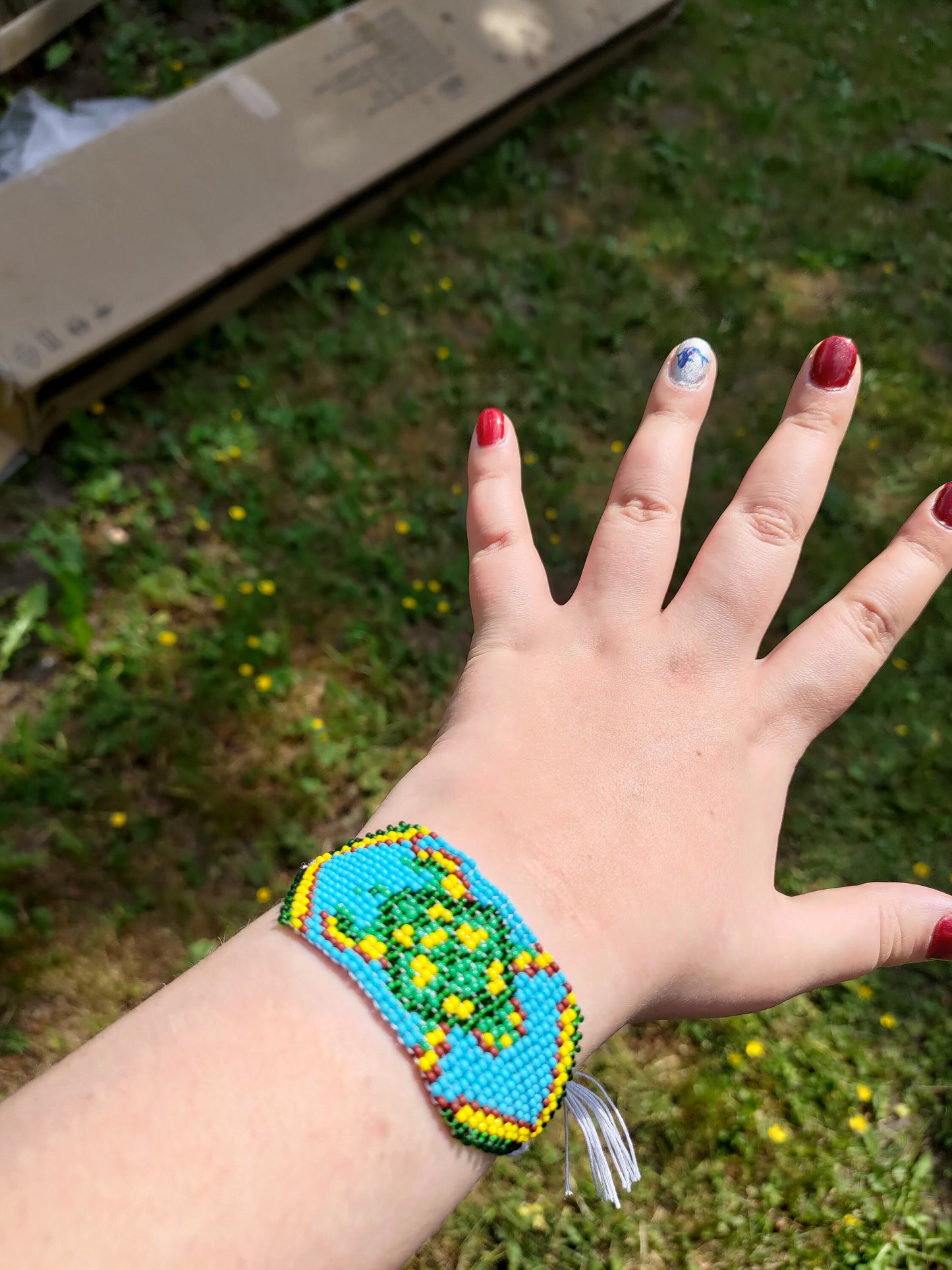 Turtle Spirit Beaded Bracelet, Hand-Woven Wristband for Women, Totem Animal Seed Bead Jewelry, Friendship Gift